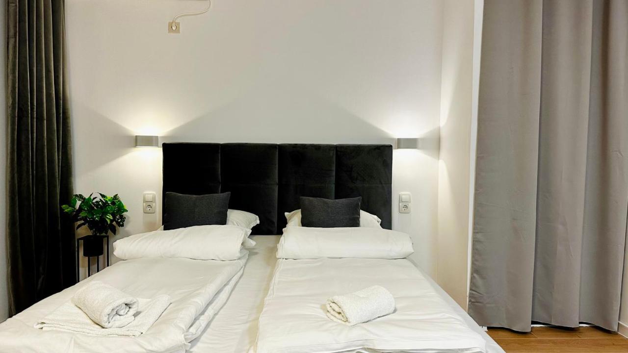 Garden Of Eden Modern Apartments - Apartello,Com سفيتي فلاس المظهر الخارجي الصورة