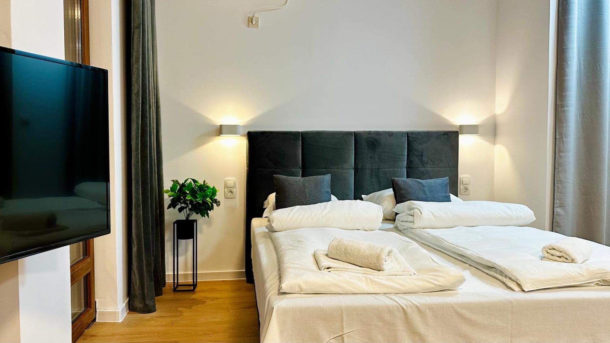 Garden Of Eden Modern Apartments - Apartello,Com سفيتي فلاس المظهر الخارجي الصورة