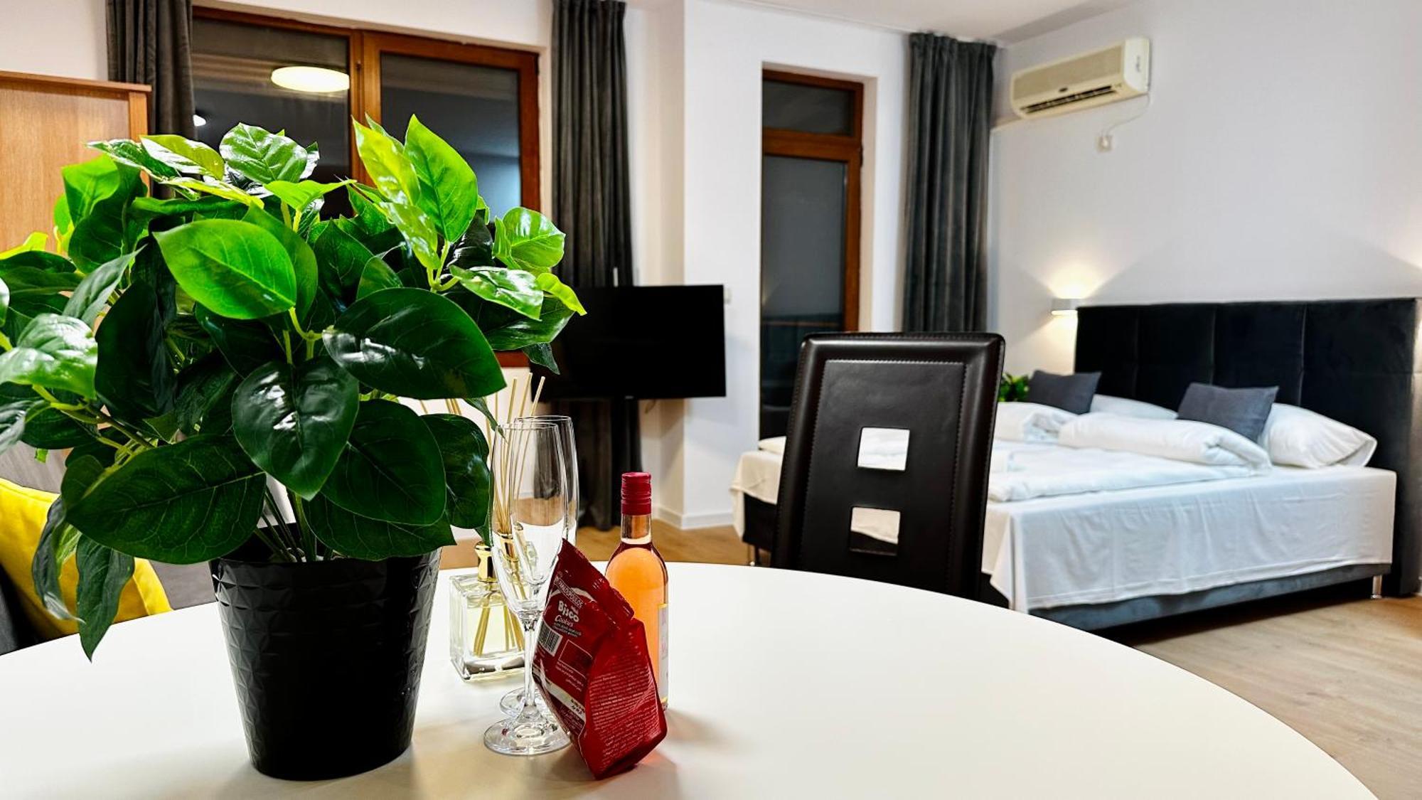 Garden Of Eden Modern Apartments - Apartello,Com سفيتي فلاس المظهر الخارجي الصورة